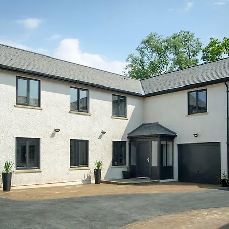 Holiday home Cottages With Hot Tubs